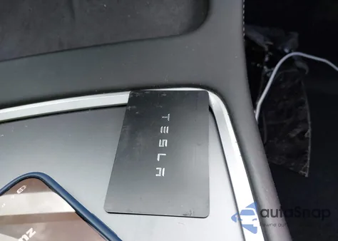 2021 Tesla Model 3 from USA, damaged, VIN 5YJ3E1EB4MF997381